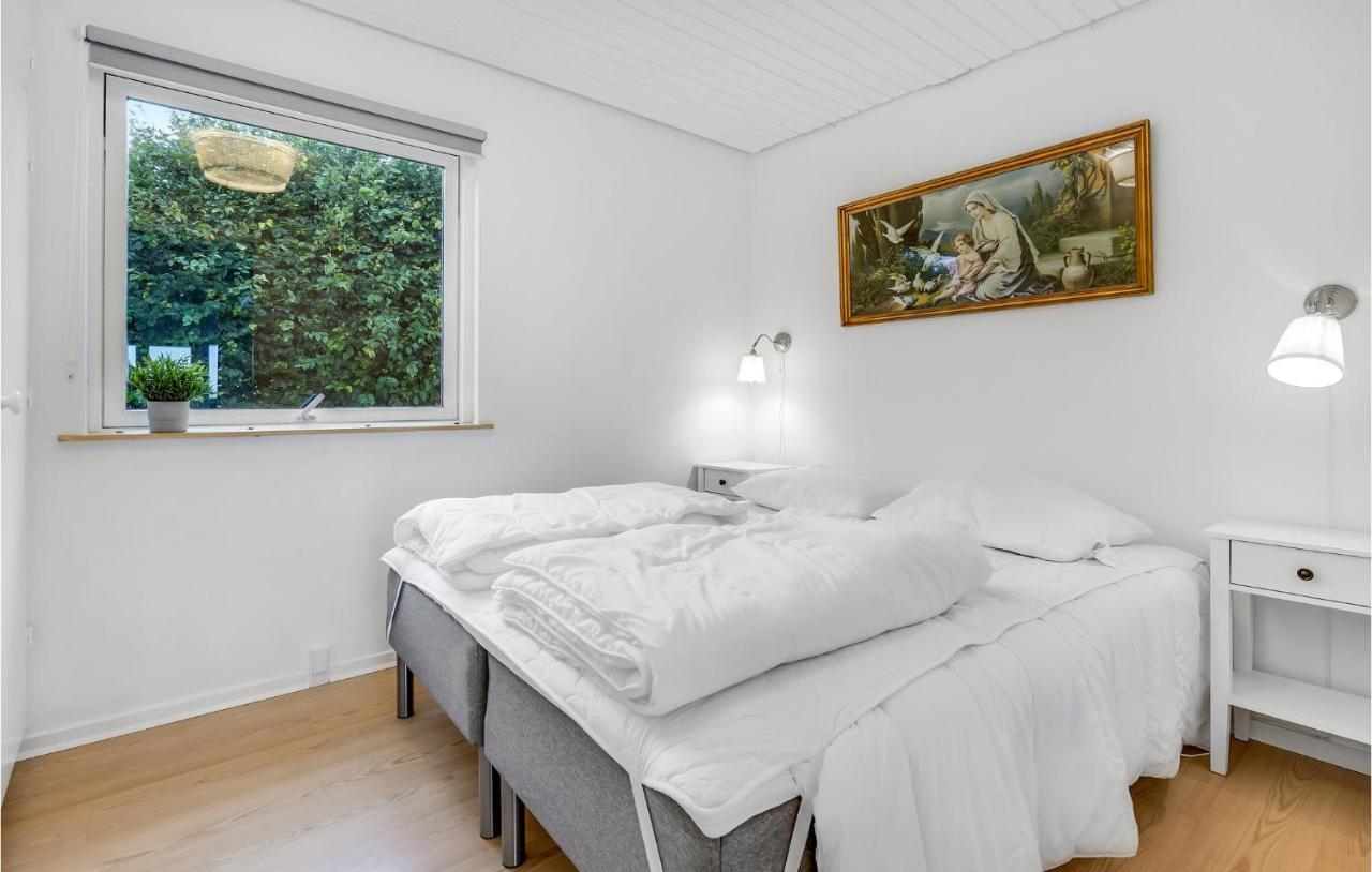 2 Bedroom Stunning Home In Strøby Ladeplads Buitenkant foto
